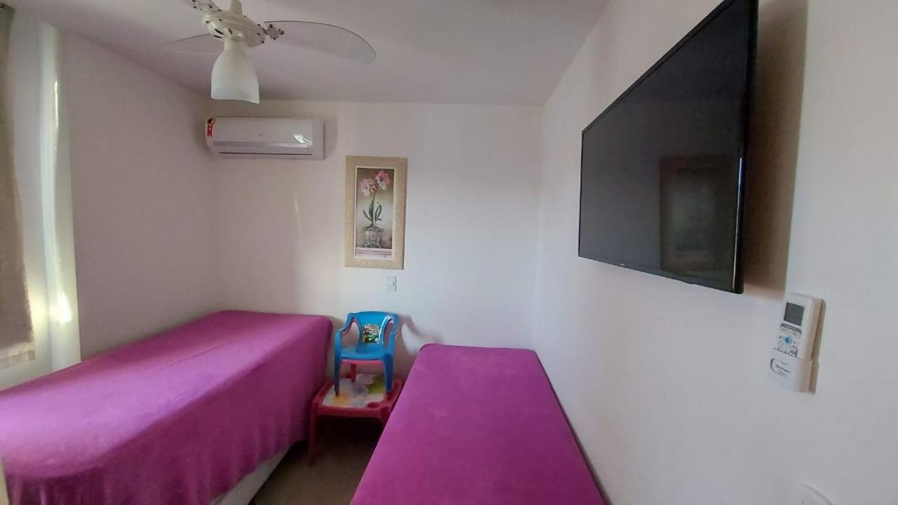 Praia Do Morro - Guarapari - Apto 2 Quartos Com Internet - Piscina - Ar Split - Edificio Gil Nogueiraアパートメント エクステリア 写真