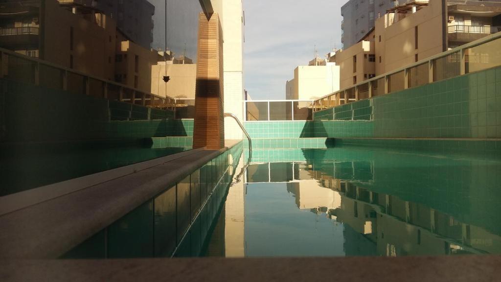 Praia Do Morro - Guarapari - Apto 2 Quartos Com Internet - Piscina - Ar Split - Edificio Gil Nogueiraアパートメント エクステリア 写真